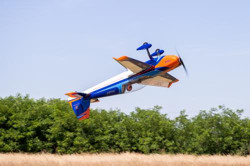  MG 0382